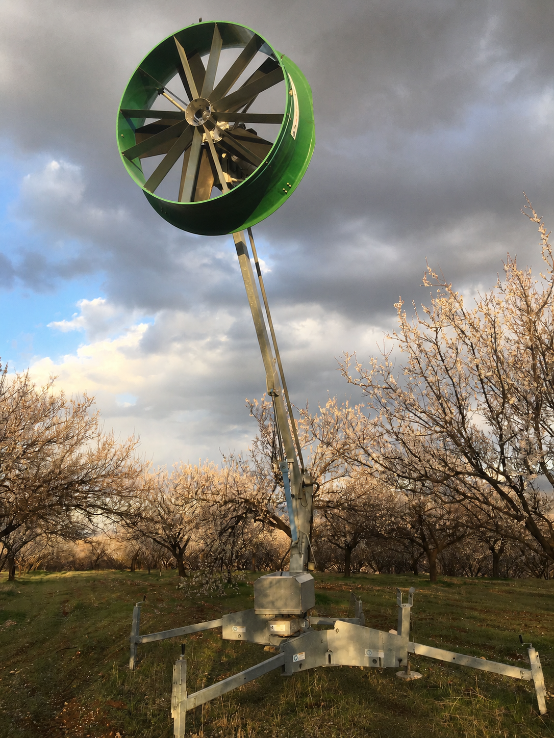Tarla.io Akıllı Tarım | Protect Your Orchard from Frost Damage with Frost Fans